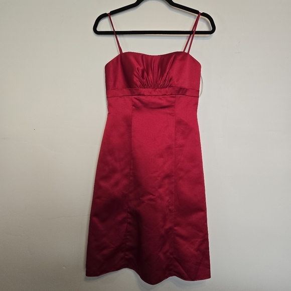 David's Bridal Dresses & Skirts - Davids Bridal Red Satin A-Line Dress w/ POCKETS